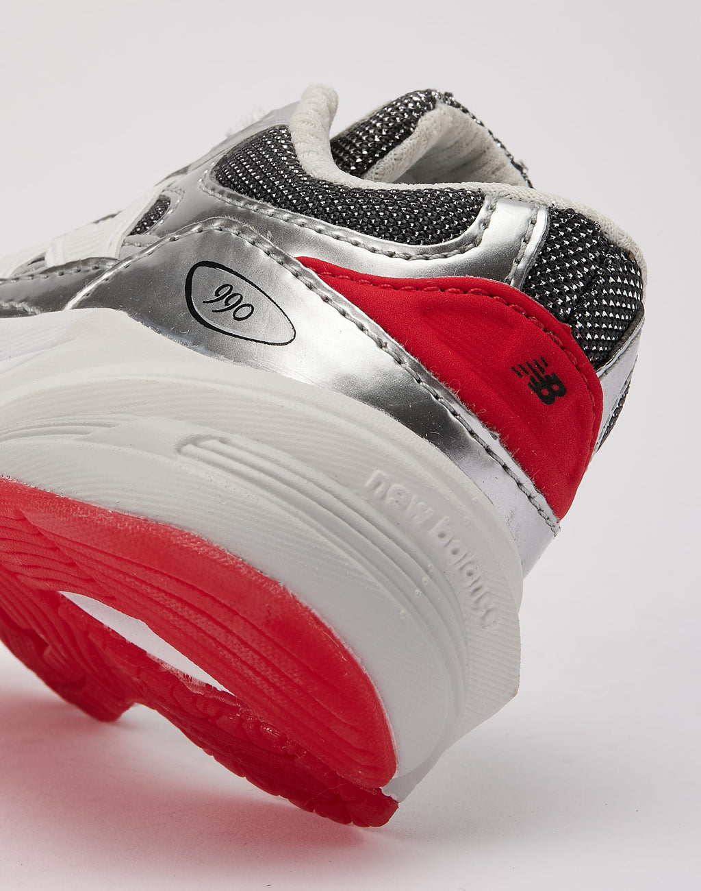 990V6 'Tinsel' Toddler